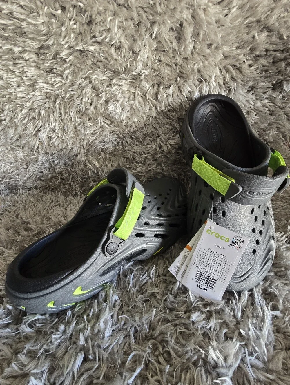 CROCS step into